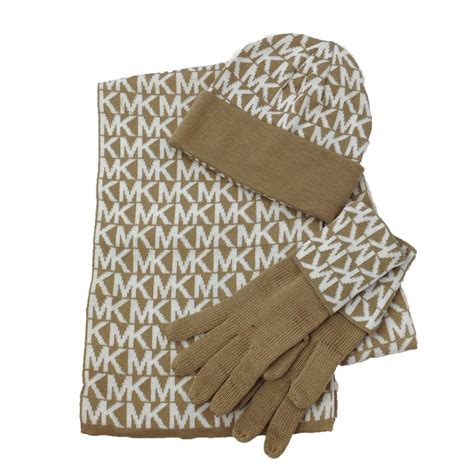 Michael kors scarf set - Amazon.com: michael kors hat and scarf set for women. Skip to main content.us. Delivering to Lebanon 66952 ... 